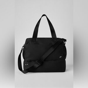 NWOT | FABLETICS | The Essential Gym Bag | BLACK